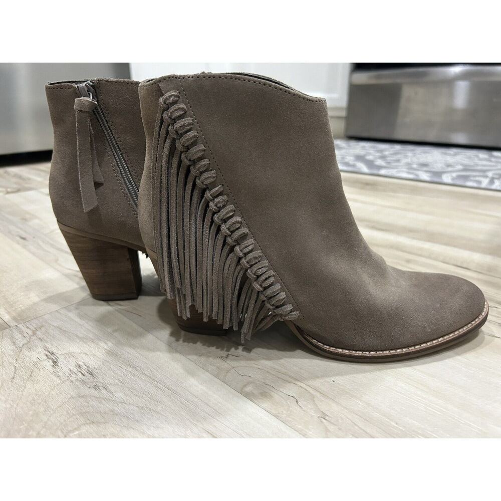 Steve Madden Women Brown Suede Ankle Boots Size 10M (3 inch heel)